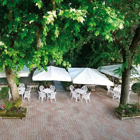 Da Scarpa קוואלינו-טראפורטי