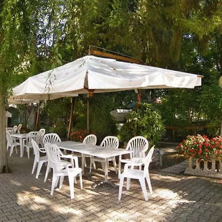 Da Scarpa קוואלינו-טראפורטי